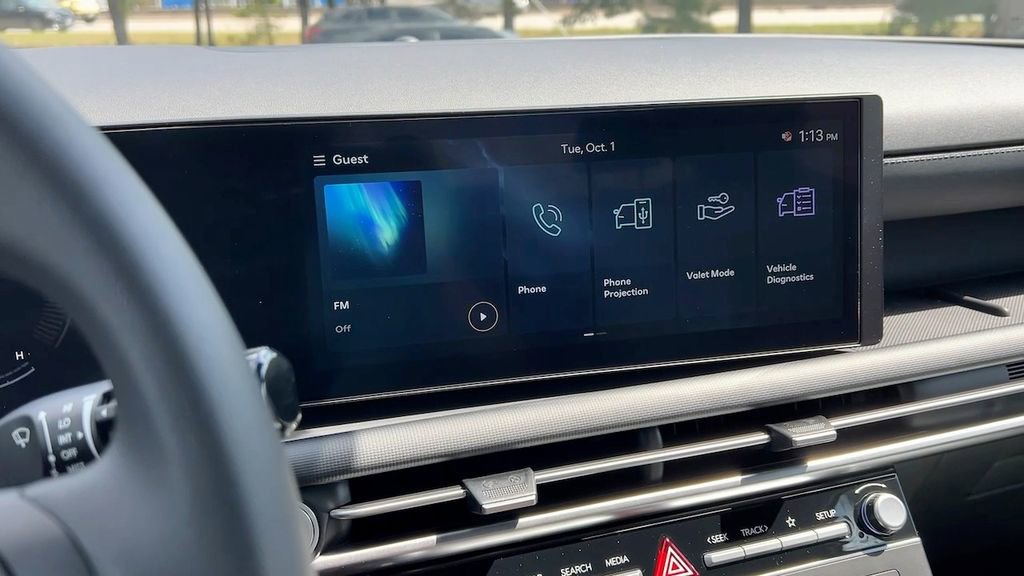 Used 2025 Hyundai Santa Cruz SE image 26