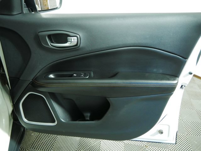 Used 2020 Jeep Compass Limited w/ Safety & Security Group AWD/4WD image 12