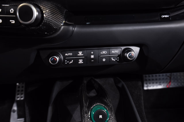 Used 2019 Ferrari 812 Superfast RWD image 52