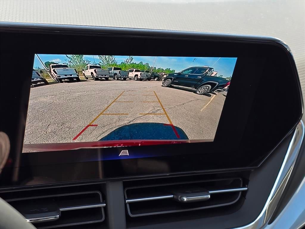 New 2026 Chevrolet Trax LT w/ Sunroof Package FWD image 6