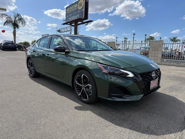 New 2026 Nissan Altima 2.5 SR w/ SR Premium Package FWD 360° Tour