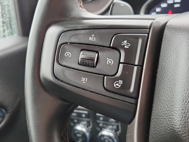 Used 2024 GMC Sierra 1500 AT4 w/ Technology Package AWD/4WD image 11