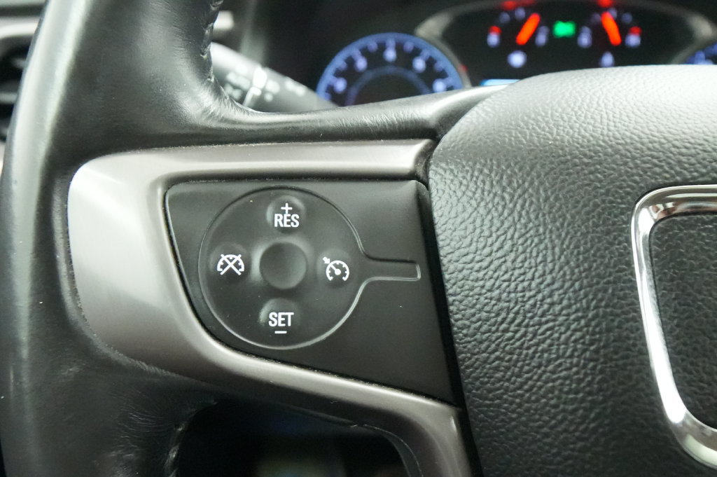 Used 2017 GMC Acadia SLT AWD/4WD image 43