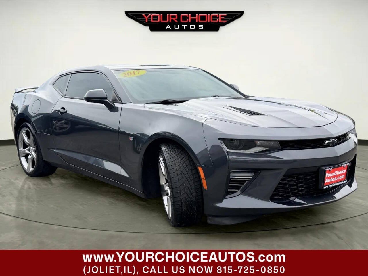 Used 2018 Chevrolet Camaro SS RWD image 8