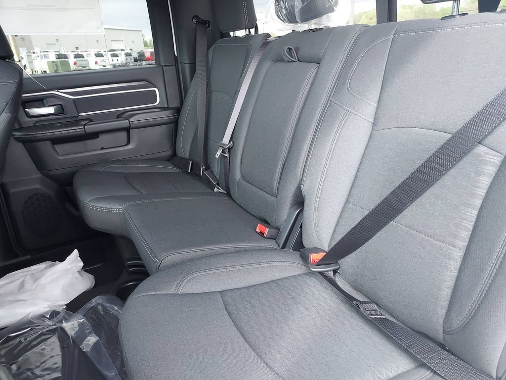 New 2026 RAM 2500 Big Horn AWD/4WD image 28