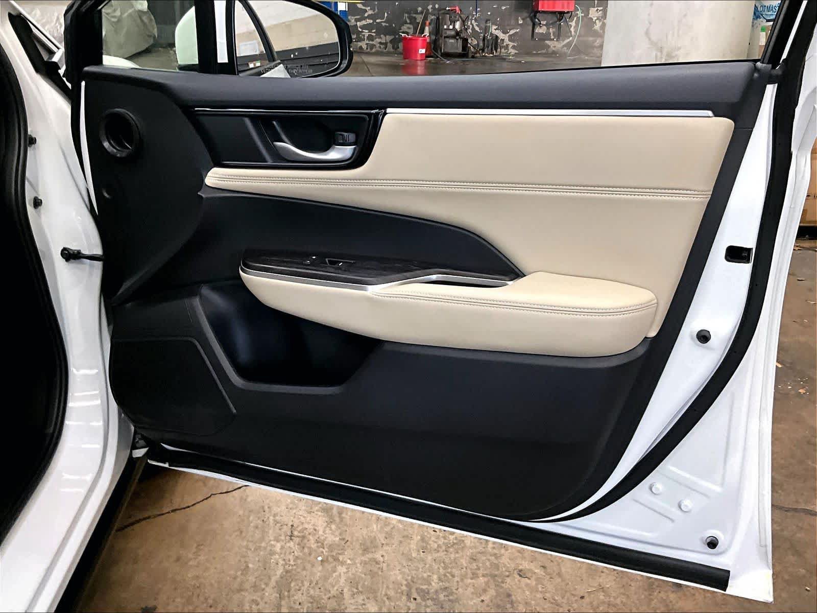 Used 2018 Honda Clarity Plug-In Hybrid image 26