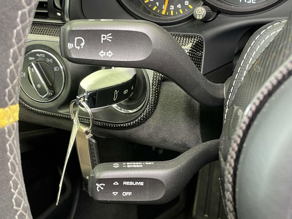 Used 2019 Porsche 911 GT3 RS image 33