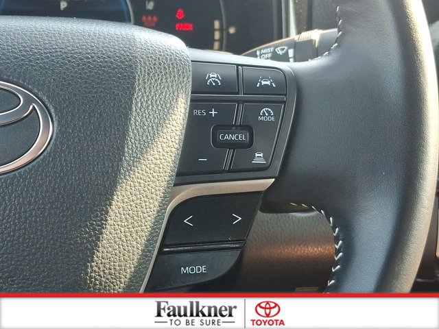 Certified 2025 Toyota Camry SE FWD image 22