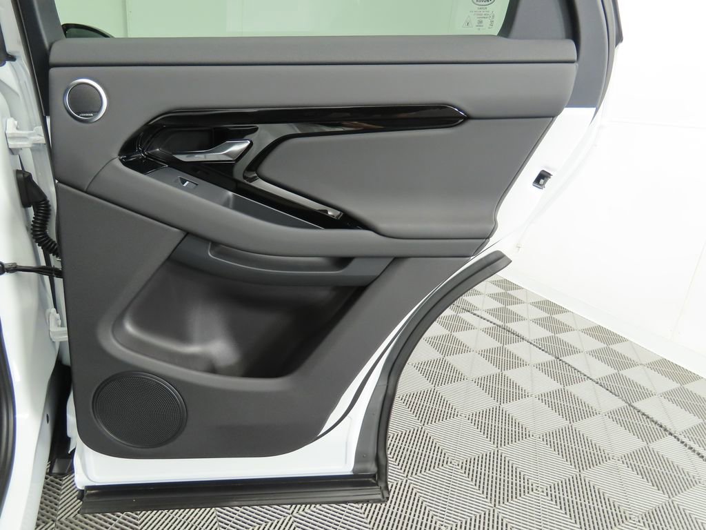 New 2026 Land Rover Range Rover Evoque S image 28