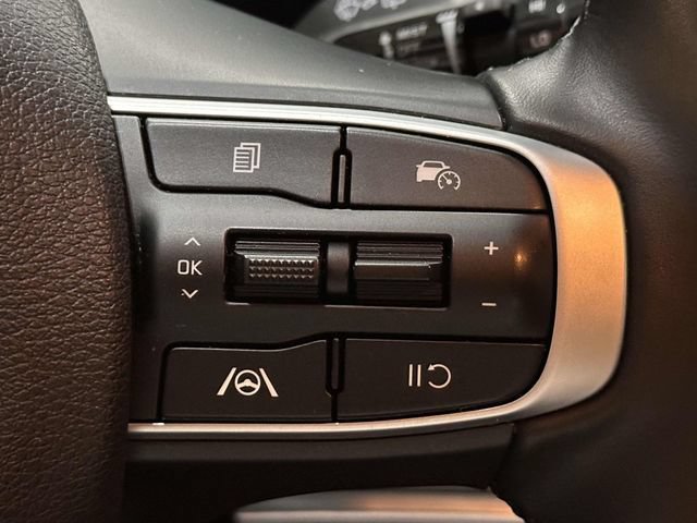 Used 2023 Kia Sportage EX AWD/4WD image 26
