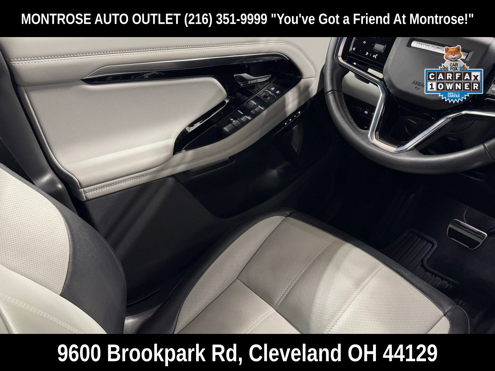 Used 2023 Land Rover Range Rover Evoque R-Dynamic SE image 37