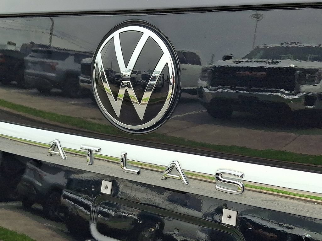 Used 2023 Volkswagen Atlas SE AWD/4WD image 34