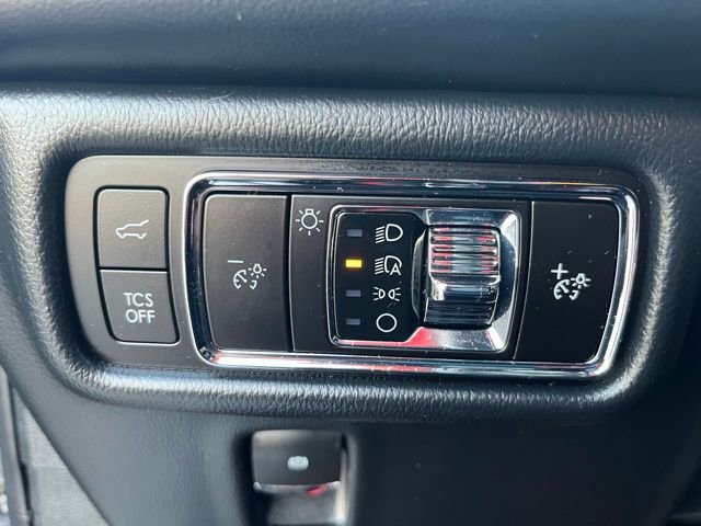 Used 2023 Lincoln Nautilus Reserve w/ Equipment Group 201A image 16