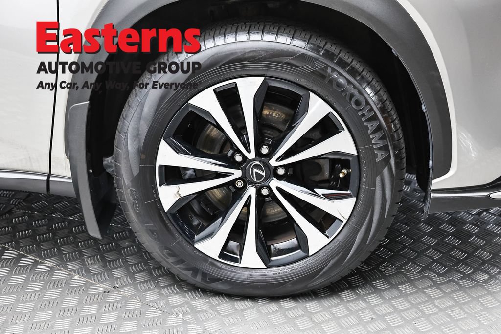 Used 2018 Lexus NX 300 F Sport AWD/4WD image 28
