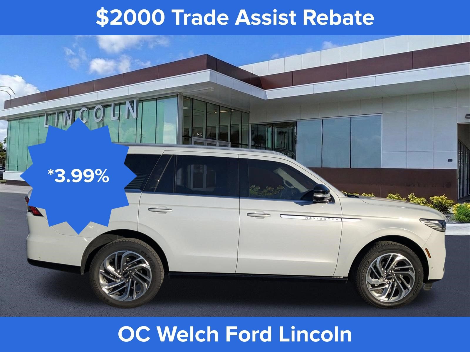 Certified 2025 Lincoln Navigator Reserve AWD/4WD image 4
