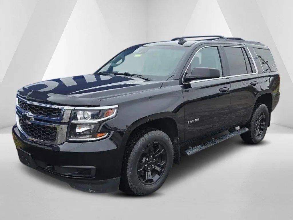 Used 2019 Chevrolet Tahoe LS w/ Enhanced Driver Alert Package image 3