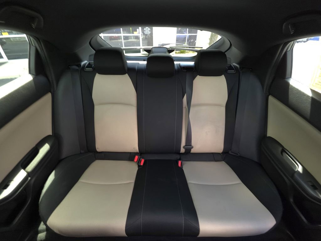 Used 2018 Honda Civic Sport image 19