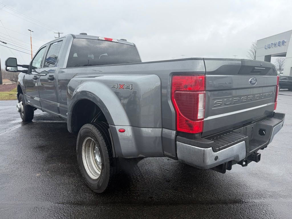 Used 2022 Ford F350 XLT w/ XLT Value Package image 3