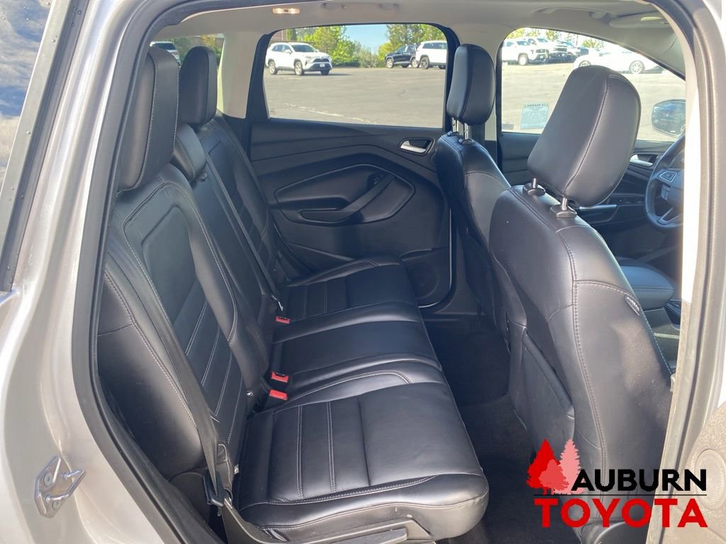 Used 2019 Ford Escape Titanium FWD image 17