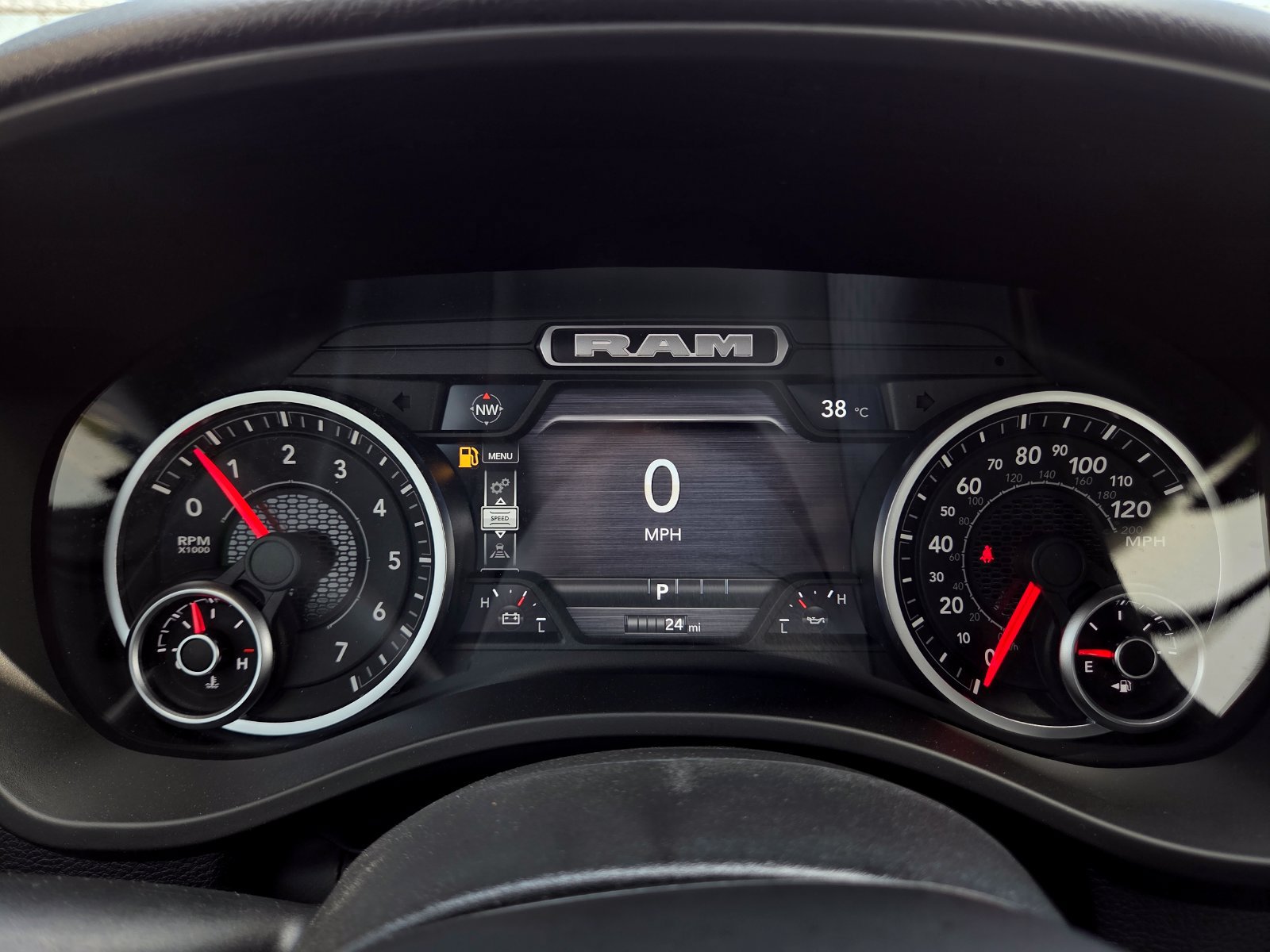 New 2026 RAM 1500 Warlock AWD/4WD image 39