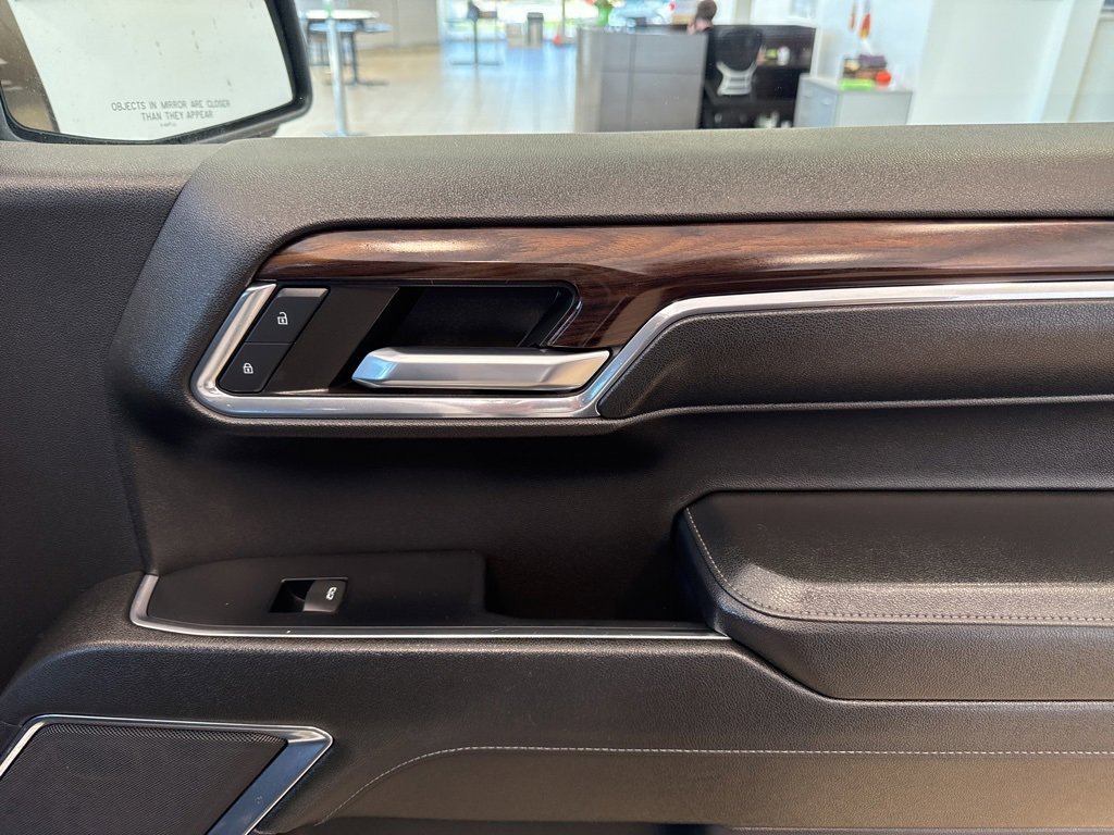 Used 2024 GMC Sierra 1500 SLT image 22