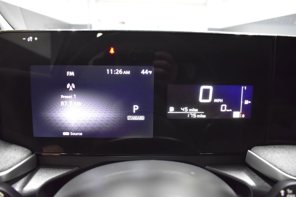 Certified 2025 Nissan Kicks SV w/ SV Premium Package image 28