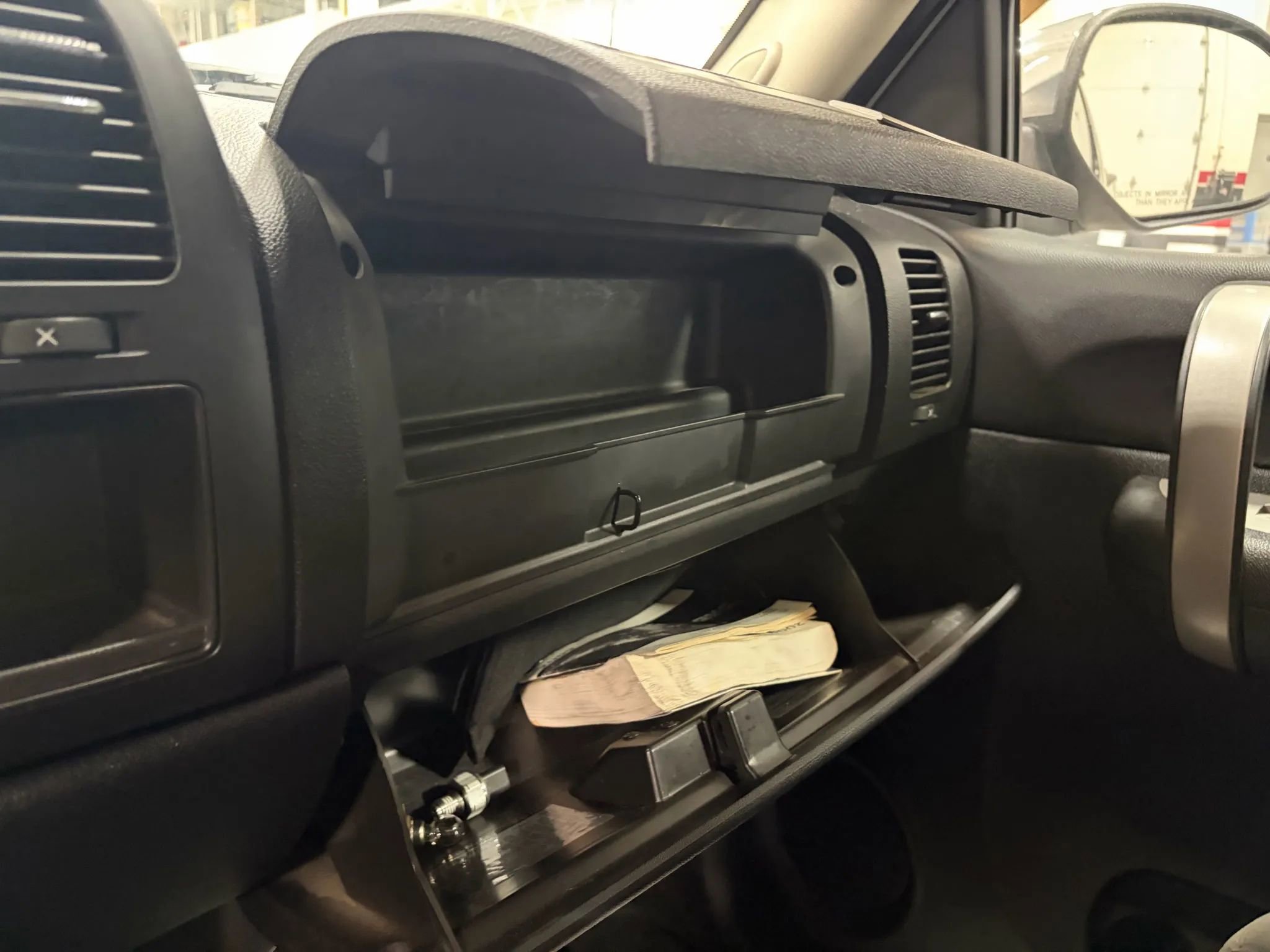 Used 2009 GMC Sierra 1500 SLE w/ Power Pack Plus image 38