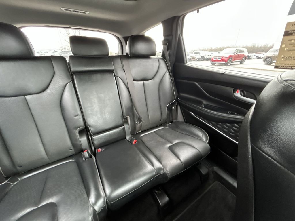Used 2023 Hyundai Santa Fe Limited image 15
