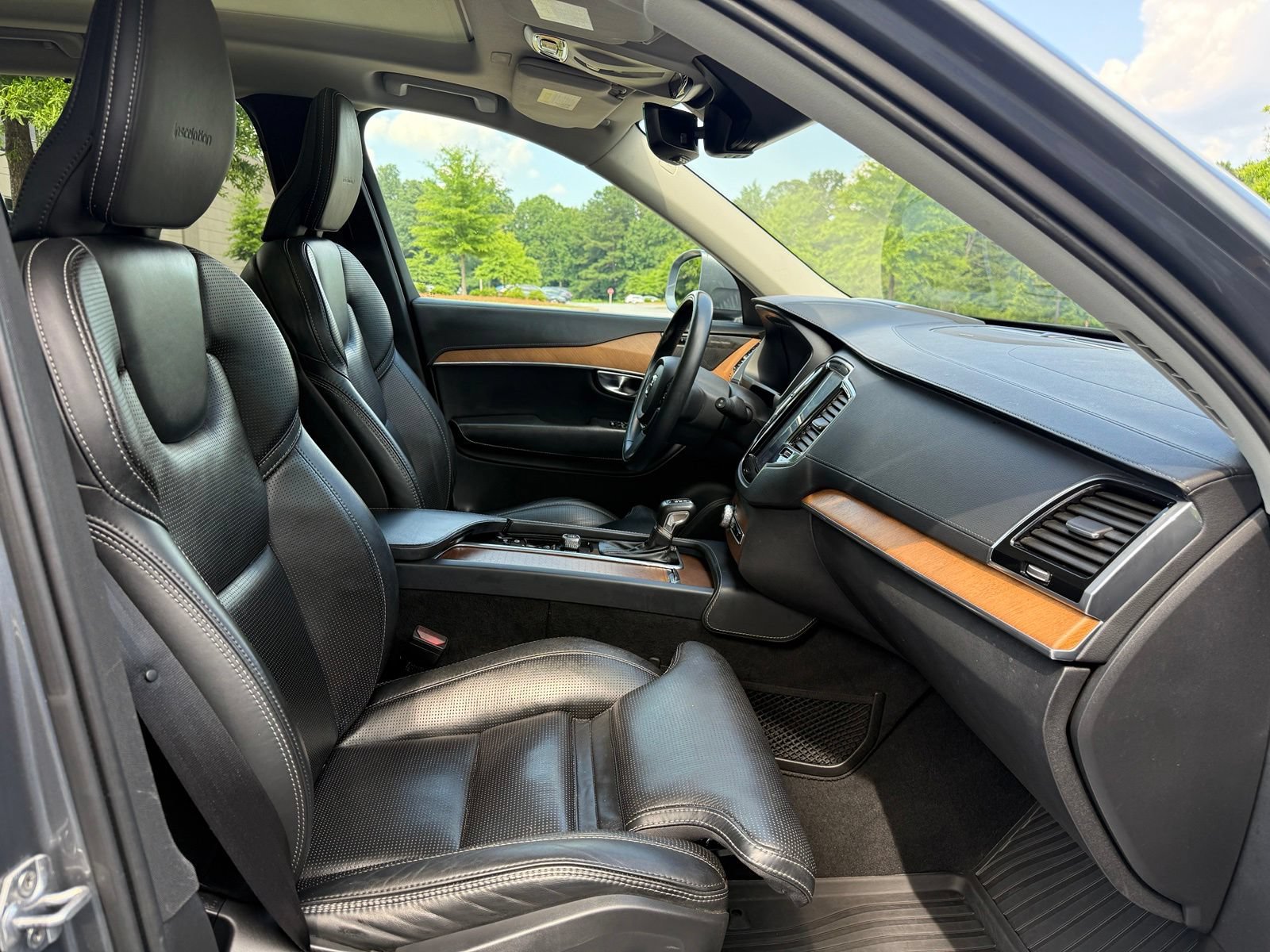 Used 2019 Volvo XC90 T6 Inscription w/ Advanced Package AWD/4WD image 34