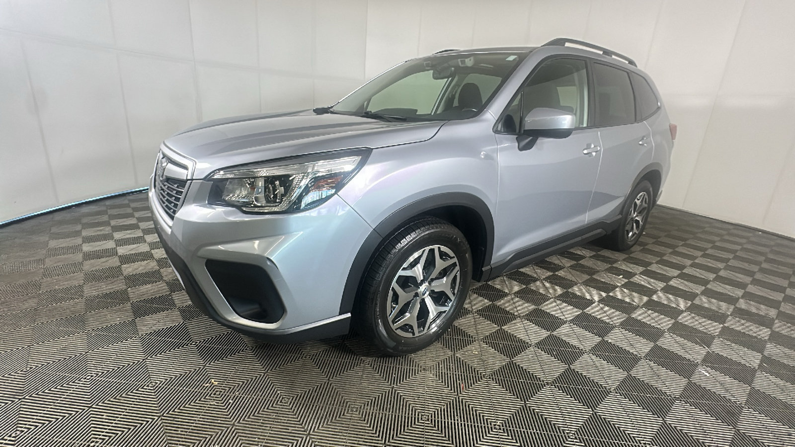 Used 2019 Subaru Forester Premium w/ Popular Package #1 AWD/4WD image 8