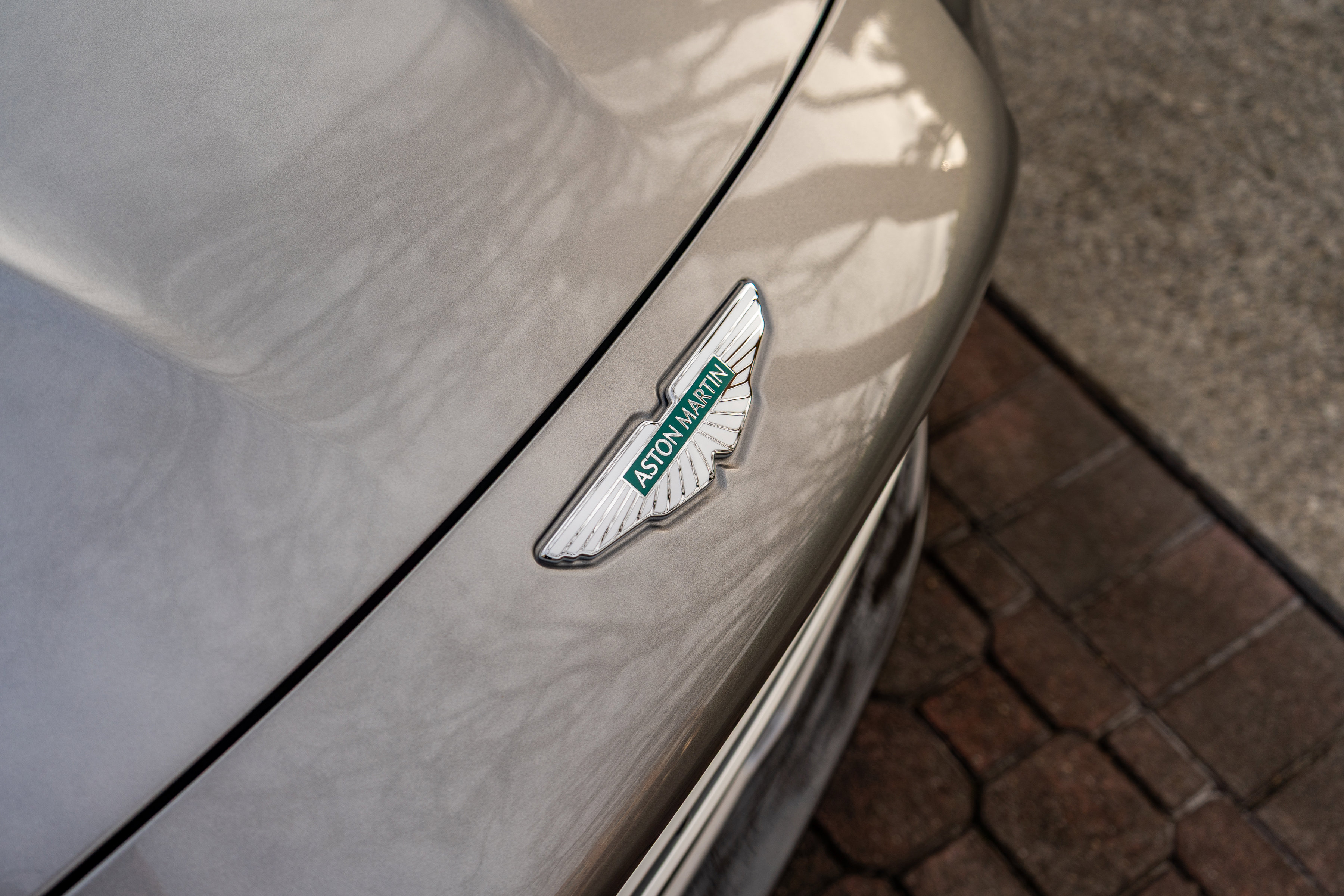 Used 2025 Aston Martin V8 Vantage Coupe image 30