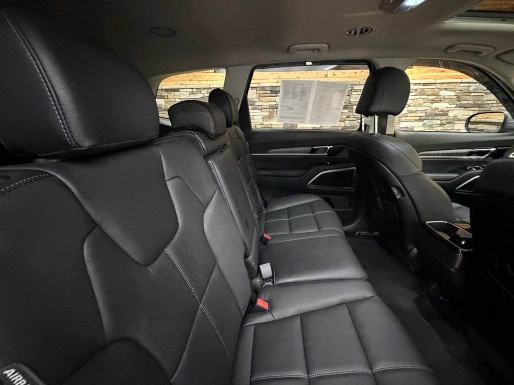 Used 2025 Kia Telluride EX AWD/4WD image 29