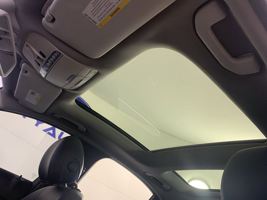 Used 2017 Mercedes-Benz C 300 Sedan image 30