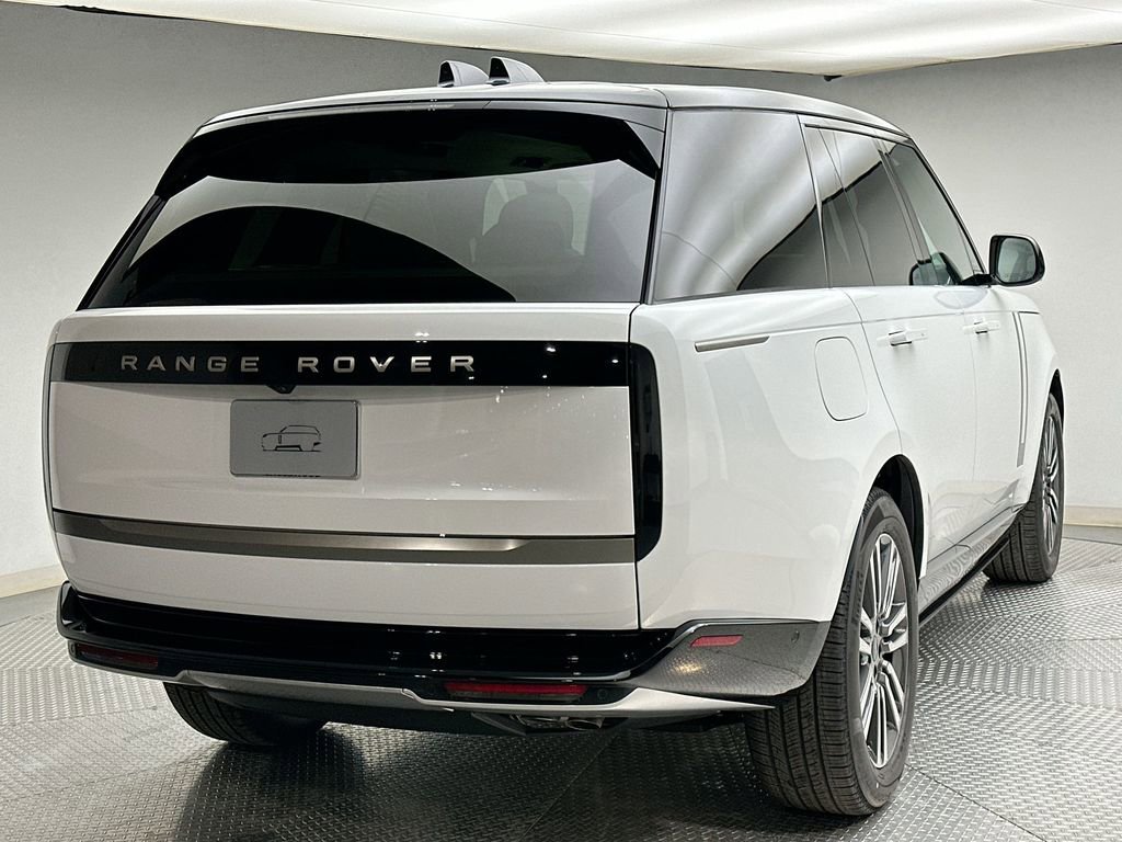 New 2026 Land Rover Range Rover SE image 13