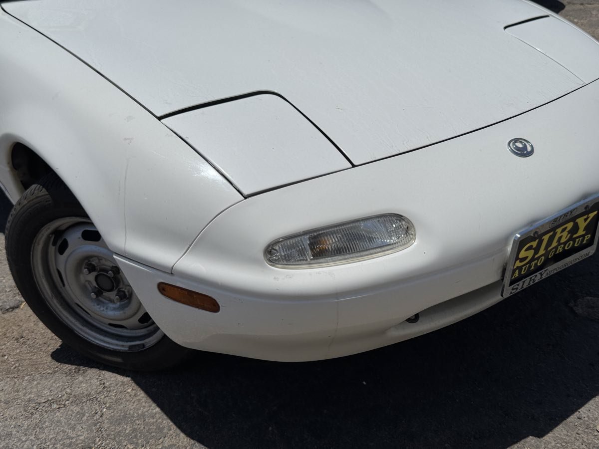 Used 1993 MAZDA MX-5 Miata RWD image 3