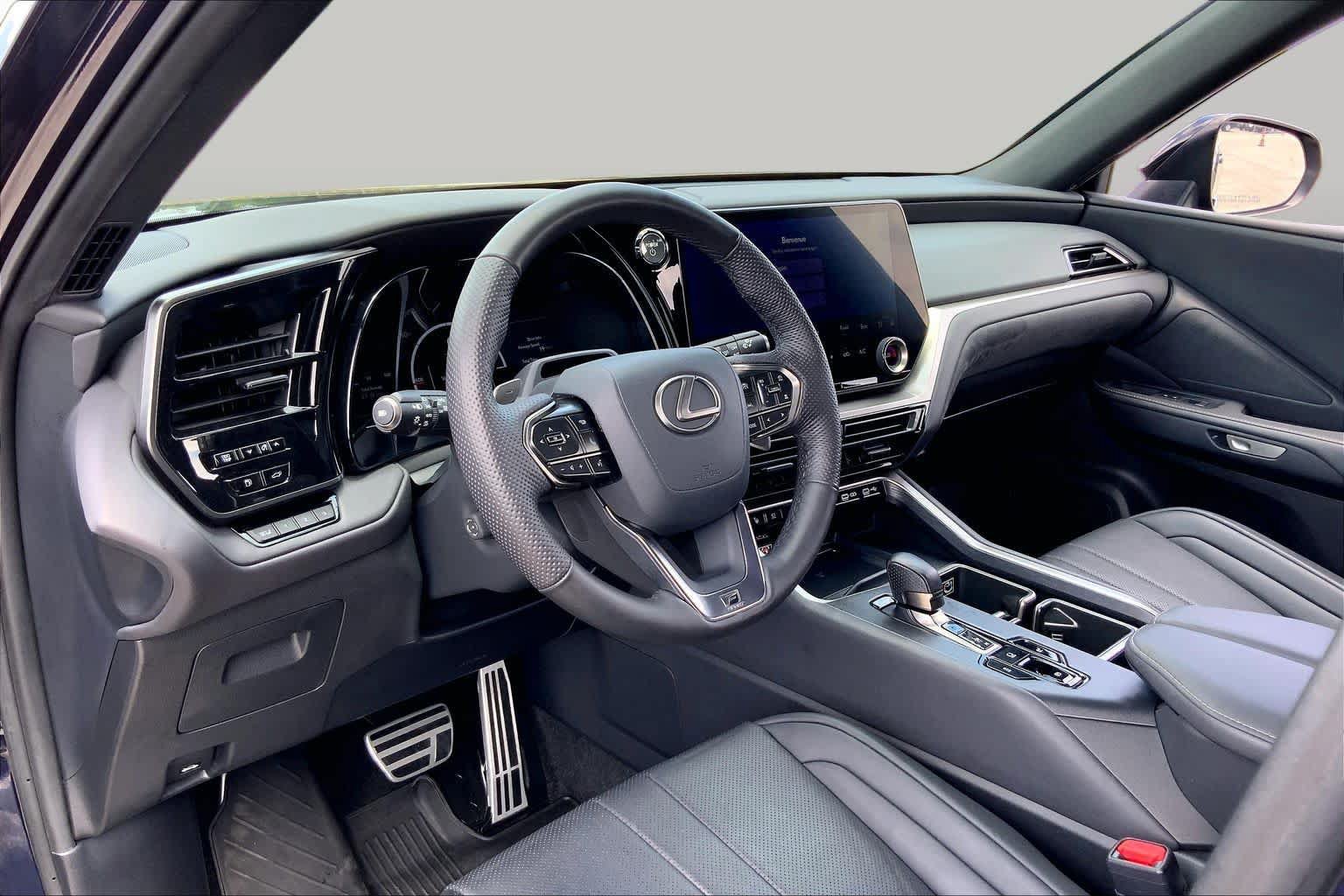 Used 2024 Lexus TX 500h AWD w/ Technology Package image 17
