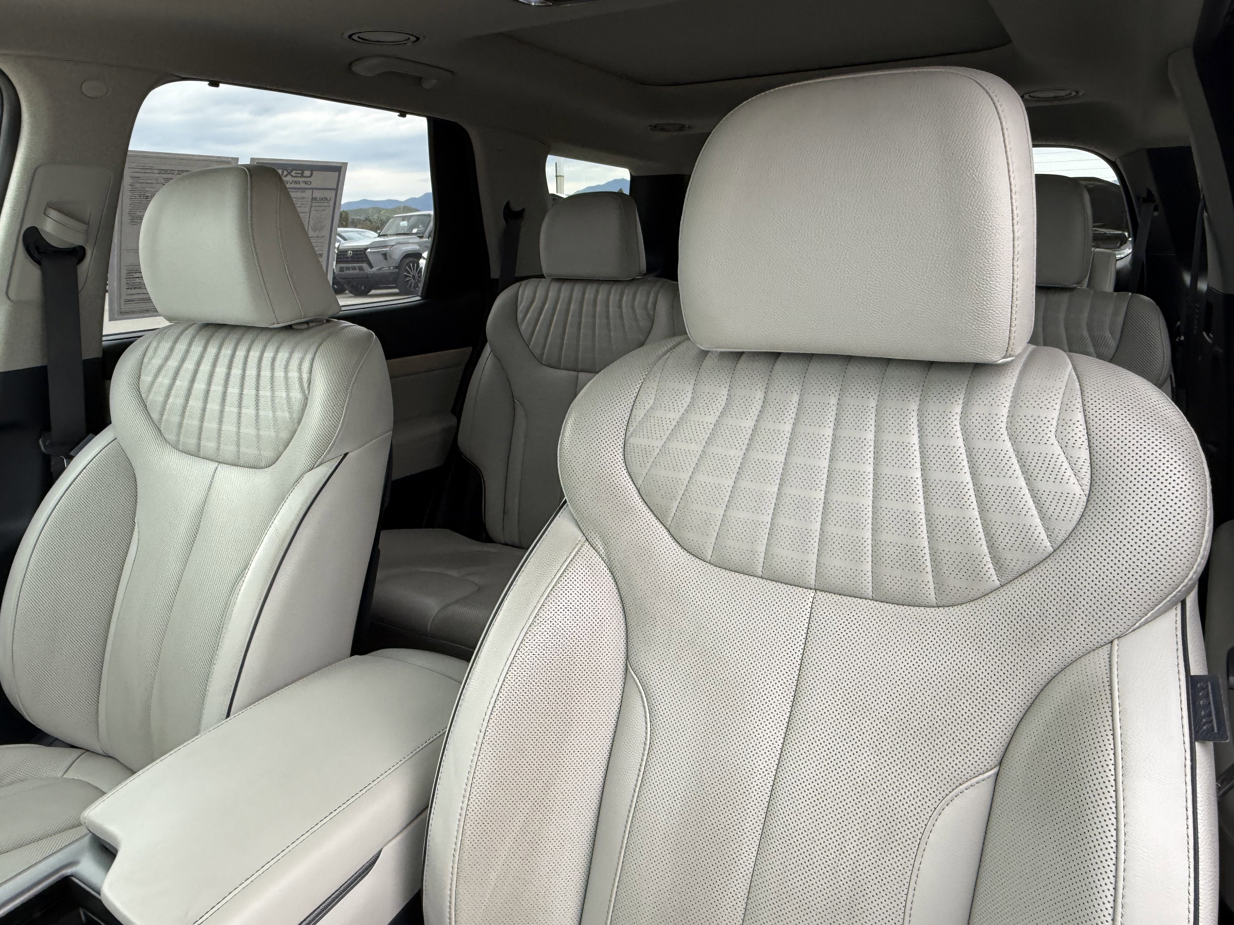 Used 2023 Hyundai Palisade Limited image 18