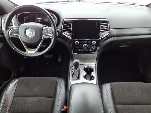 Used 2020 Jeep Grand Cherokee Altitude image 16