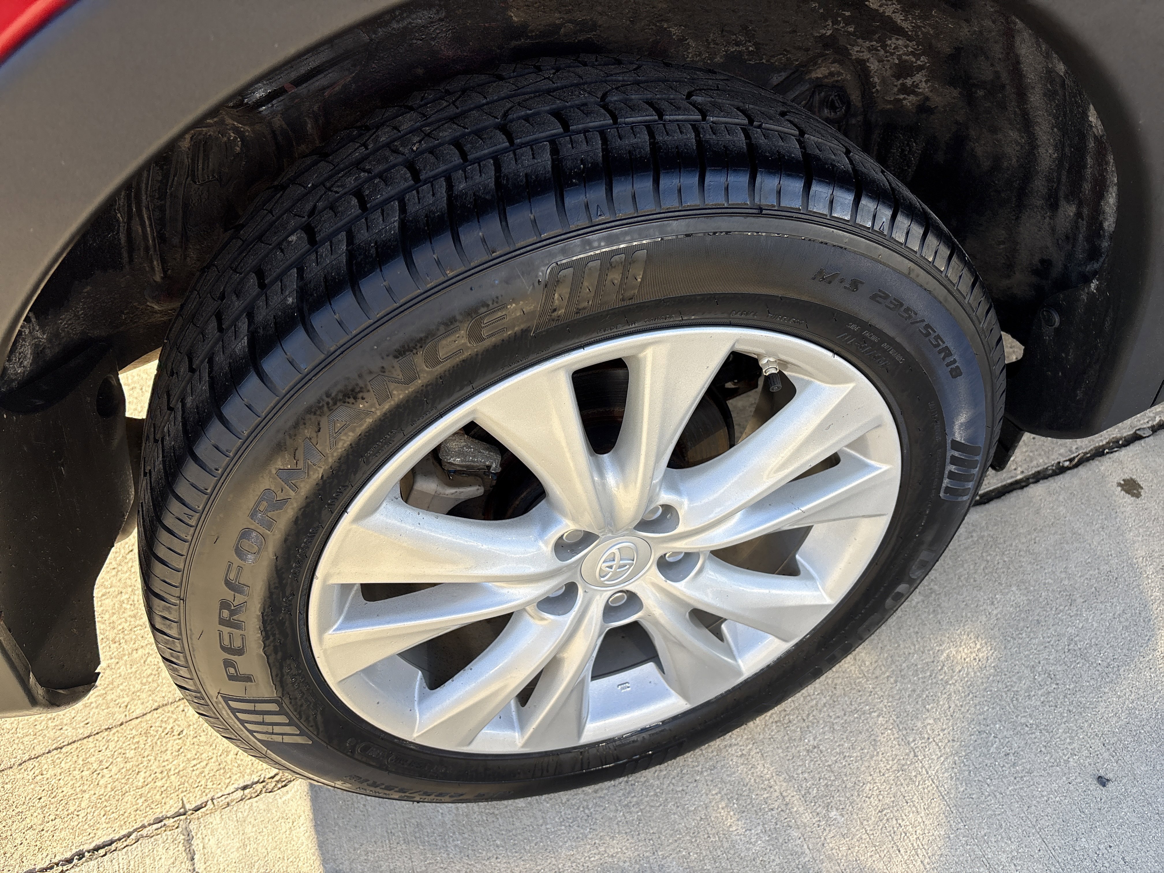 Used 2015 Toyota RAV4 Limited image 5