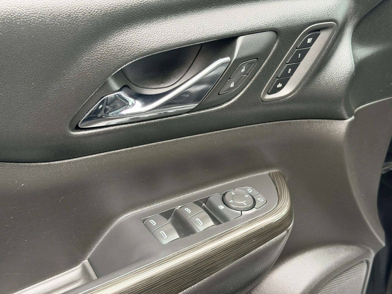 Used 2018 GMC Acadia SLT AWD/4WD image 13