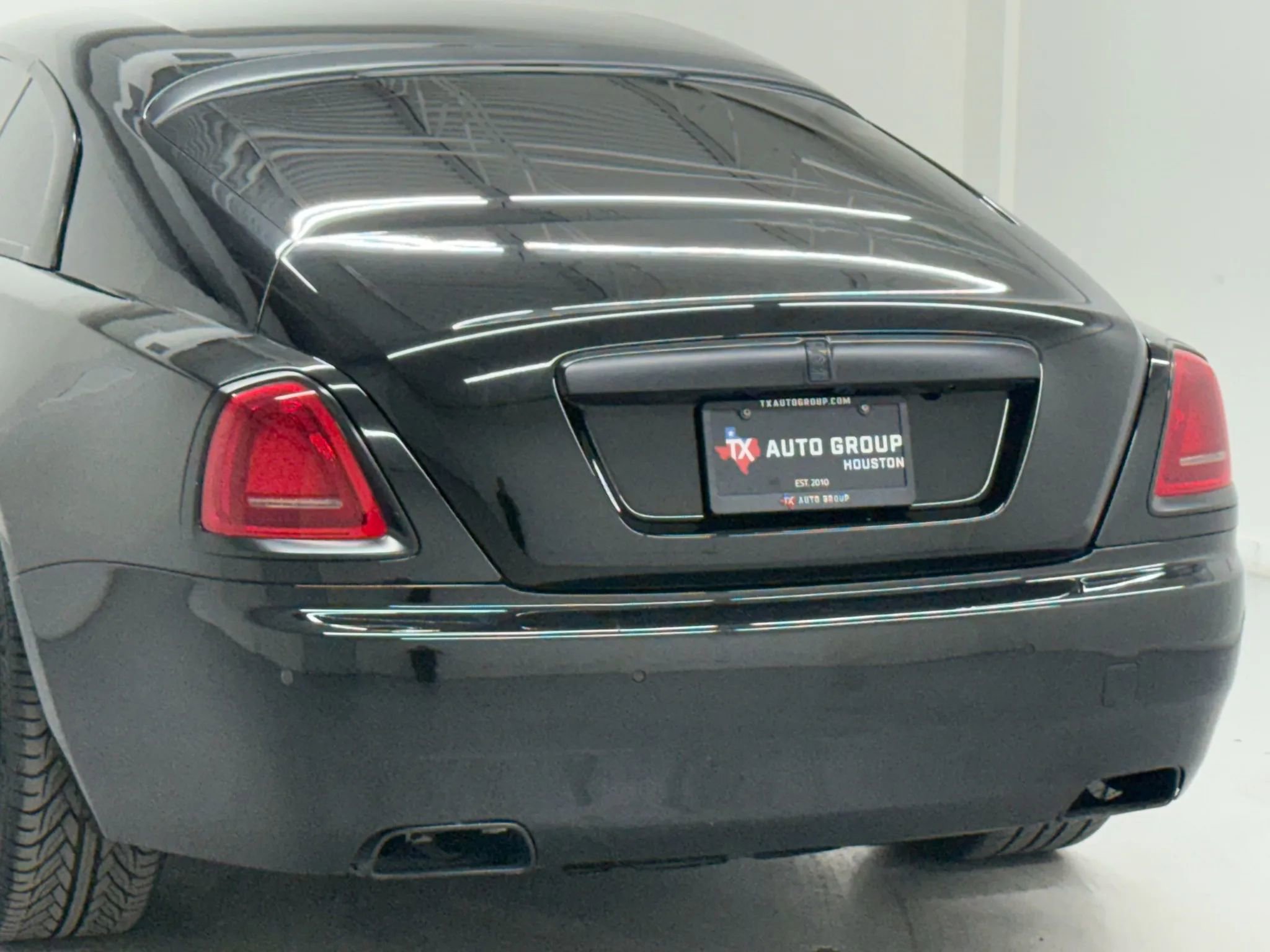 Used 2014 Rolls-Royce Wraith image 35