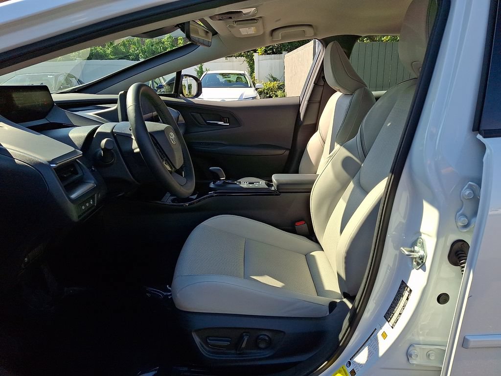 Certified 2024 Toyota Prius XLE AWD/4WD image 14