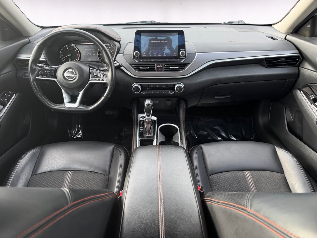 Used 2024 Nissan Altima 2.5 SR FWD image 10