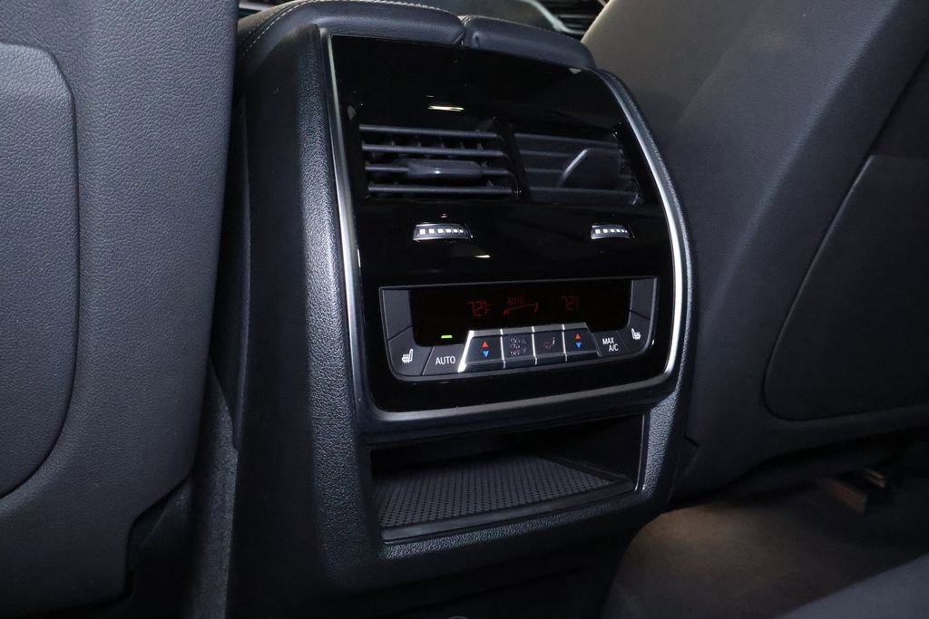 Used 2019 BMW X5 xDrive40i w/ Premium Package 2 image 17