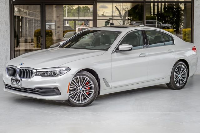 Used 2019 BMW 540i xDrive w/ Convenience Package AWD/4WD image 2