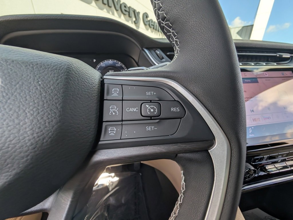 New 2025 Jeep Grand Cherokee L Limited image 22