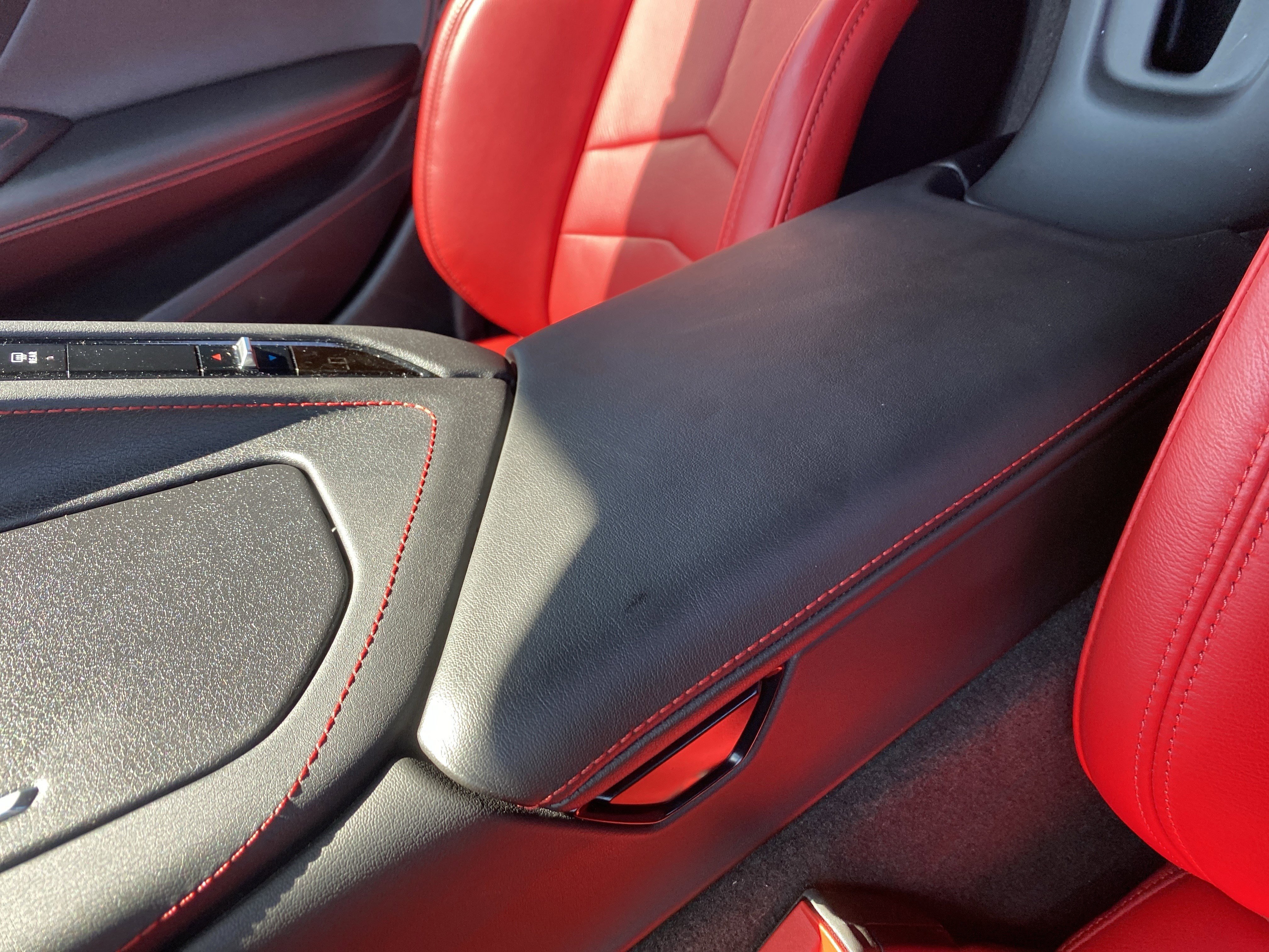 Used 2020 Chevrolet Corvette Stingray Coupe w/ 1LT image 31