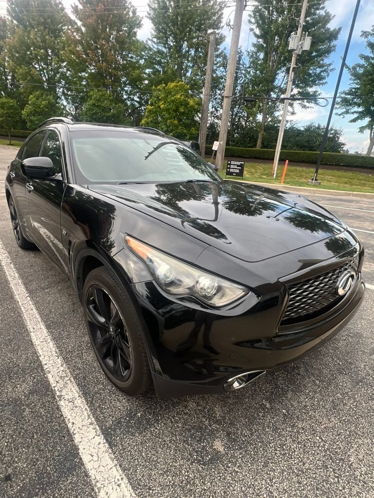 Used 2017 INFINITI QX70 AWD w/ Premium Package image 10