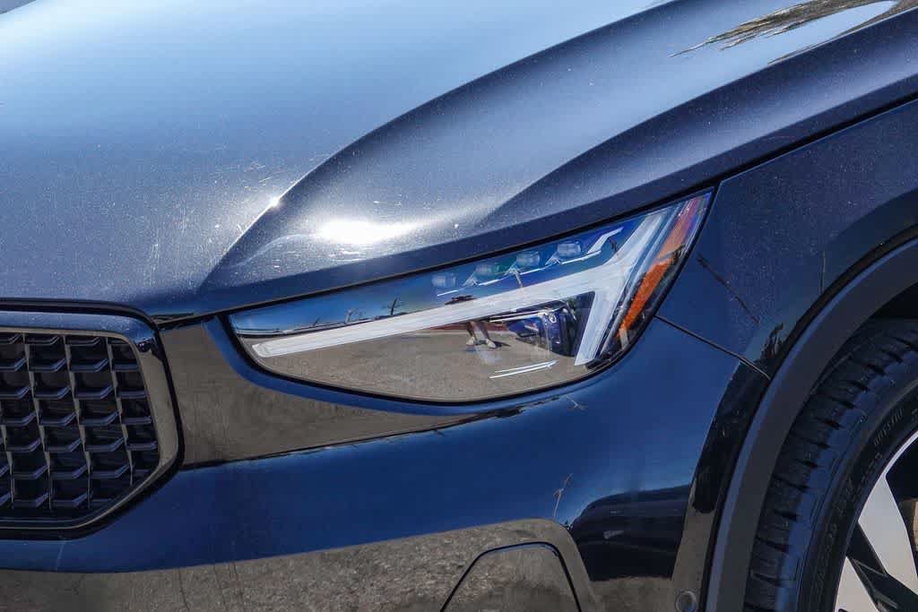 Used 2024 Volvo XC40 B5 Ultimate w/ Protection Package Premier AWD/4WD image 8