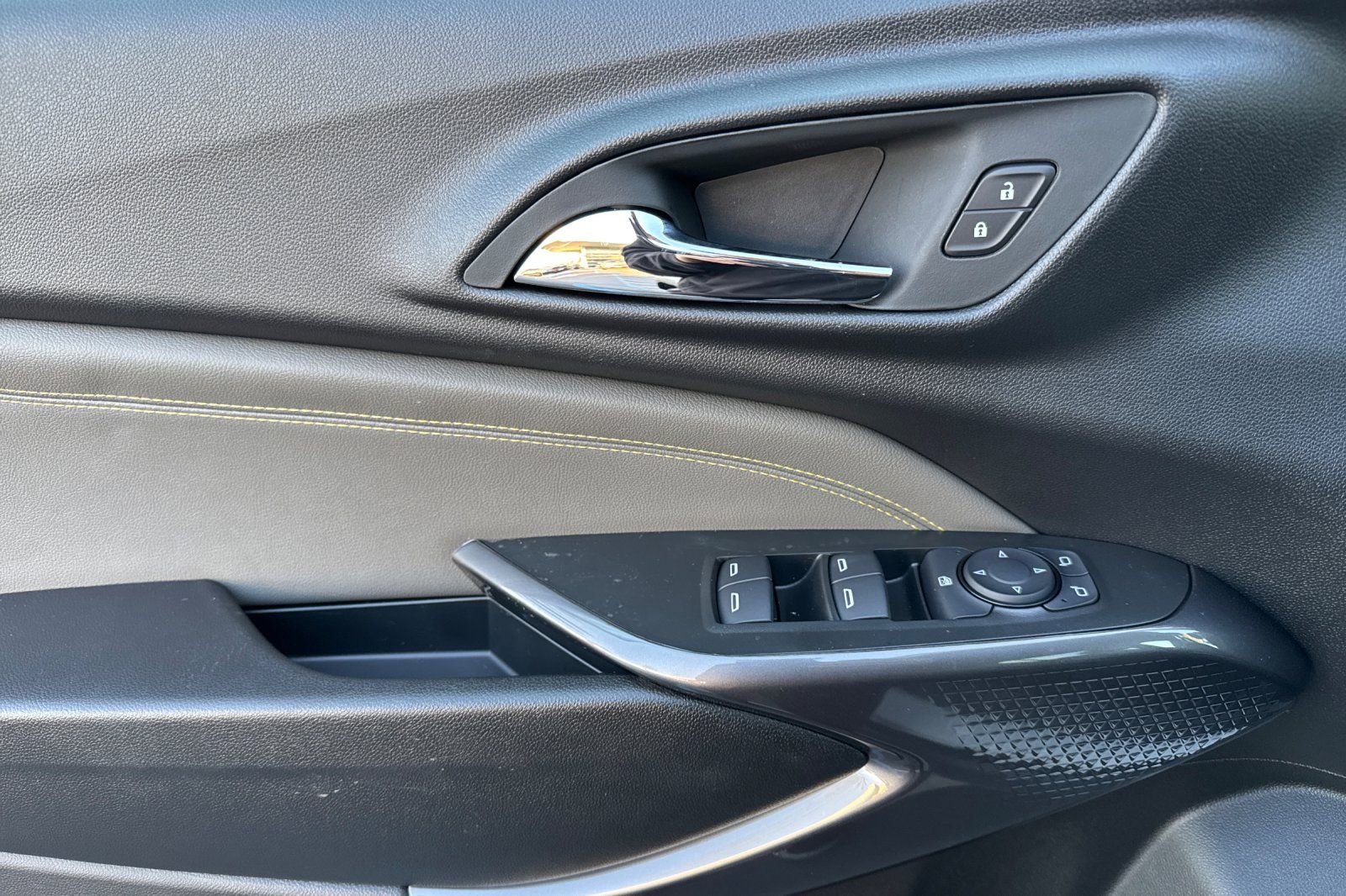 New 2026 Chevrolet Trax ACTIV w/ Driver Confidence Package image 10